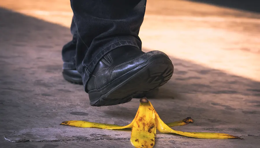 What Evidence Do I Need to Collect After a Slip and Fall at Emmons Avenue Restaurants? What Evidence Do I Need to Collect After a Slip and Fall at Emmons Avenue Restaurants?