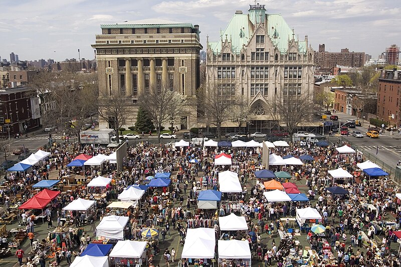 Brooklyn Flea: Vintage Treasures and Artisanal Delights Brooklyn Flea: Vintage Treasures and Artisanal Delights